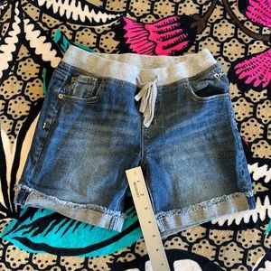 Justice Shorts with electric cotton waist